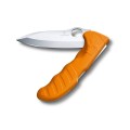 Pomarańczowy scyzoryk Victorinox Hunter Pro 0.9410.9B1, częściowo złożony, widok z boku.