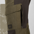 Kieszeń zapinana w spodniach Härkila - Detal potwierdzający praktyczność i styl spodni Härkila z serii Scandinavian.