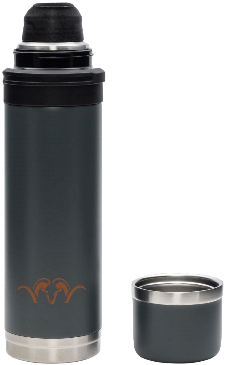 termos Blaser 1,0 L, widok z boku, ukazuje jego elegancki, antracytowy korpus wykonany z wysokiej jakości stali nierdzewnej o podwójnych ściankach, widoczne jest charakterystyczne logo Blaser Argali, które podkreśla nowoczesny i stylowy design