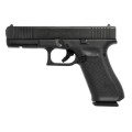 Pistolet Glock 17 Kal. 9X19 Gen. 5 widok z lewej strony, ukazujący charakterystyczne linie i ergonomiczny kształt broni.