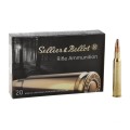 Nabój Sellier & Bellot 7x65R 11,2g SPCE obok opakowania amunicji - ilustracja prezentująca produkt i jego opakowanie.