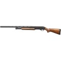 Lewy profil strzelby Winchester SXP Field. Klasyczna drewniana osada i szybki mechanizm pump action