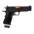 Pełna sylwetka sportowego pistoletu Kimber 2K11 OR w kalibrze 9x19 mm. Widok boczny prezentuje czarny zamek powlekany twardą powłoką DLC oraz pełnowymiarowy, aluminiowy szkielet platformy 2011.
