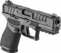 Detal chwytu pistoletu HS Echelon 4.0 Compact. Innowacyjna tekstura Adaptive Grip oraz obustronne manipulatory do strzelectwa taktycznego.