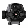 Rzut na obiektyw 19mm kolimatora HIKMICRO HIKTac TC19L. Widoczny zintegrowany dalmierz LRF i osłona antyrefleksyjna Killflash.